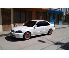 vendo automóvil Honda Civic