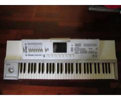 Vende teclados (Korg M3, Korg Pa4x, Korg OASYS, Tr Korg, Yamaha Motif, Yamaha Genos-Tyros)