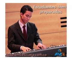 Aprende a tocar Piano – Taller de música