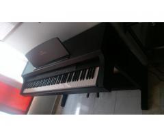 Clavinova Yamaha CLP-311