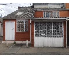 VENTA CASA DOS PISOS BARRIO QUIRIGUA BOGOTA RENTANDO