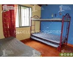 Casa Finca Amoblada en San Jerónimo Cód: 4467