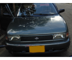 Venta de Nissan Sentra modelo 1995. ¡Barato!