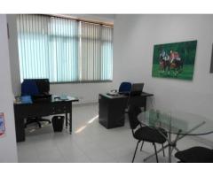 OFICINAS PENTHOUSE CC COMBEIMA