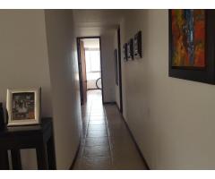 VENDO APARTAMENTO POBLADO CASTROPOL 112 M2