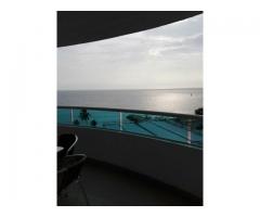 ARRIENDO APARTAMENTO COMPLETO  CON VISTA AL MAR  EN CARTAGENA