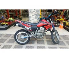 Hermosa honda tornado xr250