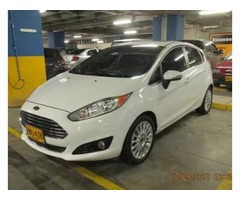 FORD FIESTA Hatchback TITANIUM Full equipo