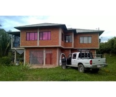 VENDO CASA  LOTE GRANDE EN LA MESA CUNDINAMARCA