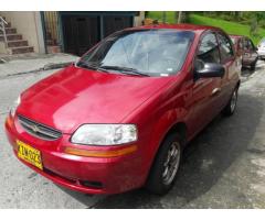 VENDO AVEO FAMILY 2012