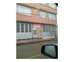 SE ARRIENDA LOCAL COMERCIAL EN FUNZA 220 M2